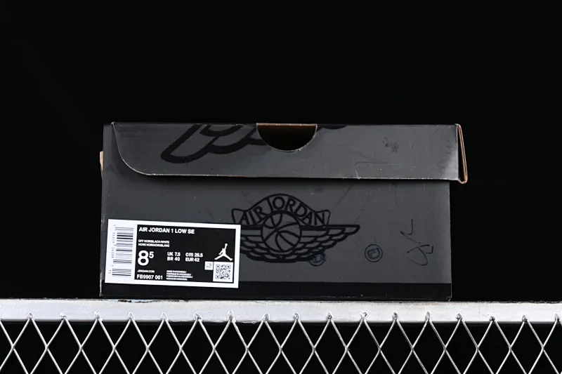 All categories Air Jordan Jordan series basketball shoes Air Jordan 1 Low Z version Air Jordan 1 Low AJ1 Joe 1 all black burst pattern low-top cultural casual sneakers FB9907-001